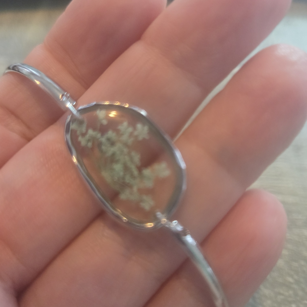 🌹#146 Paparazzi Silver Bracelet with Green Accent